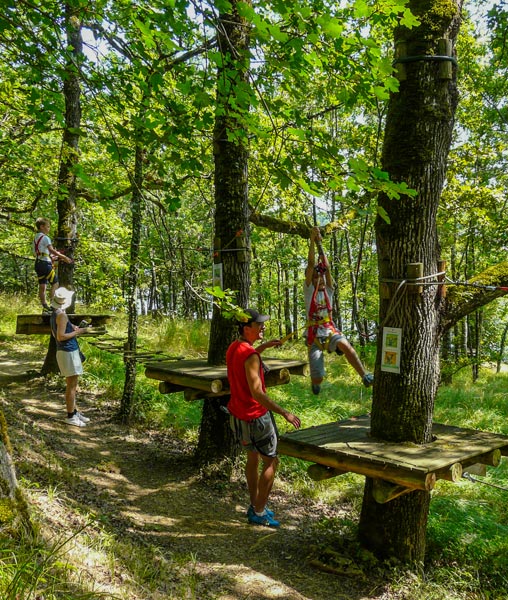 Accrobranche camping activité