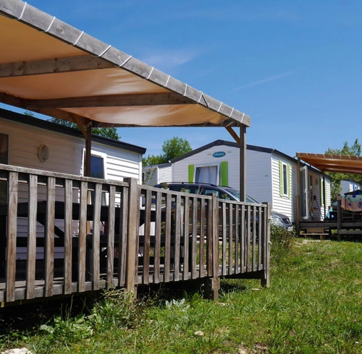 buitenruimte van de stacaravan